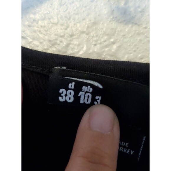 Love Moschino Black Fringe Cut Tank Top 90's Size 6 US NWT $170 - Picture 9 of 16